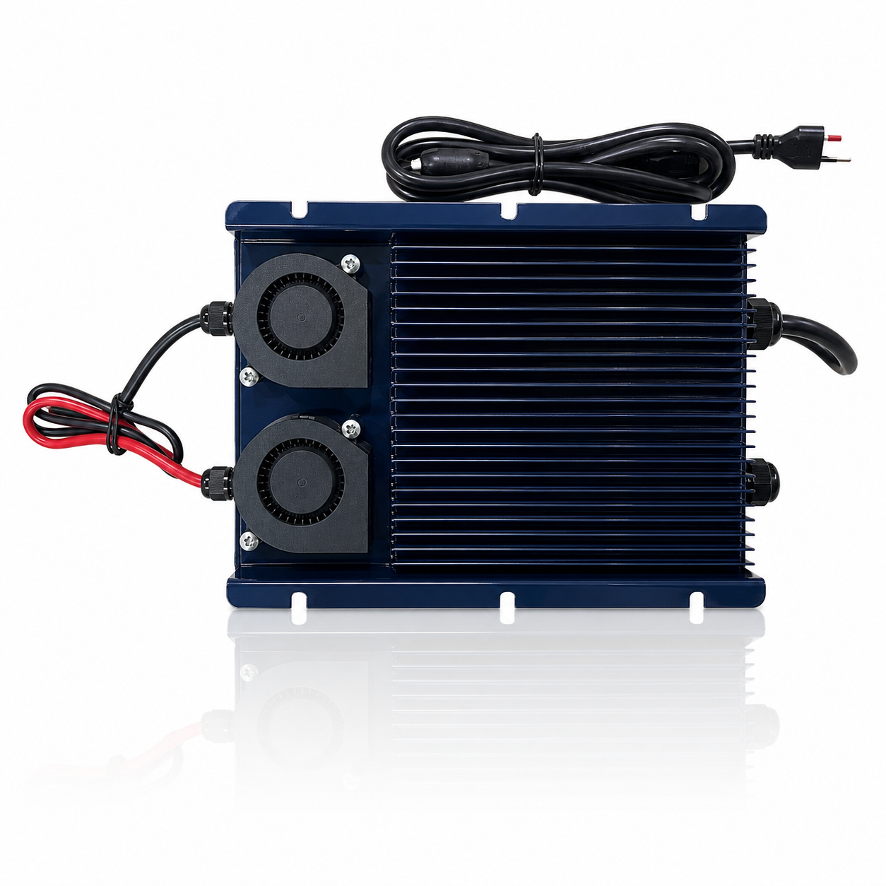 Dual-Output 12V/36V Marine DC-DC Charger | Charge on the Run