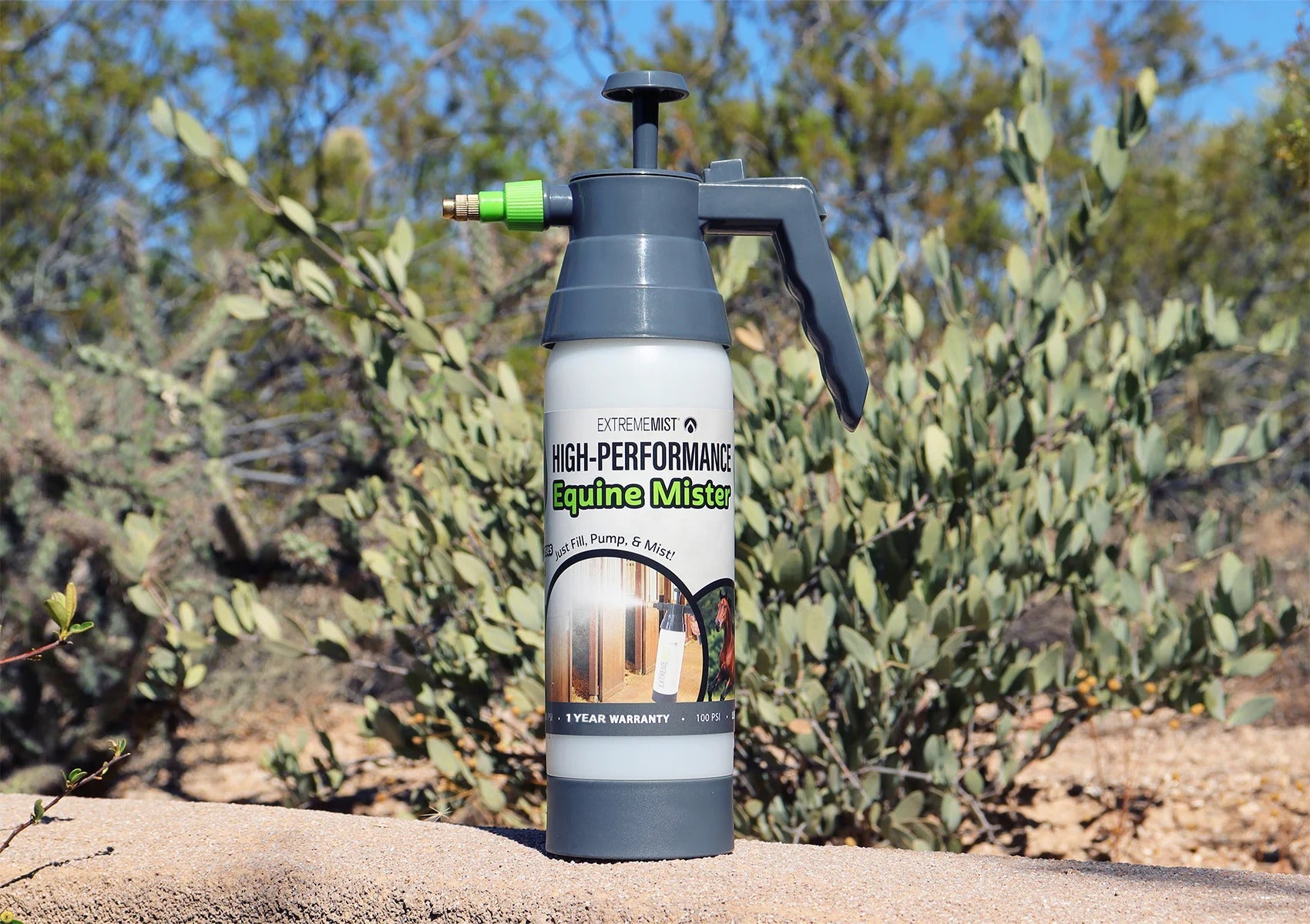 Equine Spray Bottle – Continuous Fine Mist Horse Sprayer for Fly Spray, Grooming & Stable Care