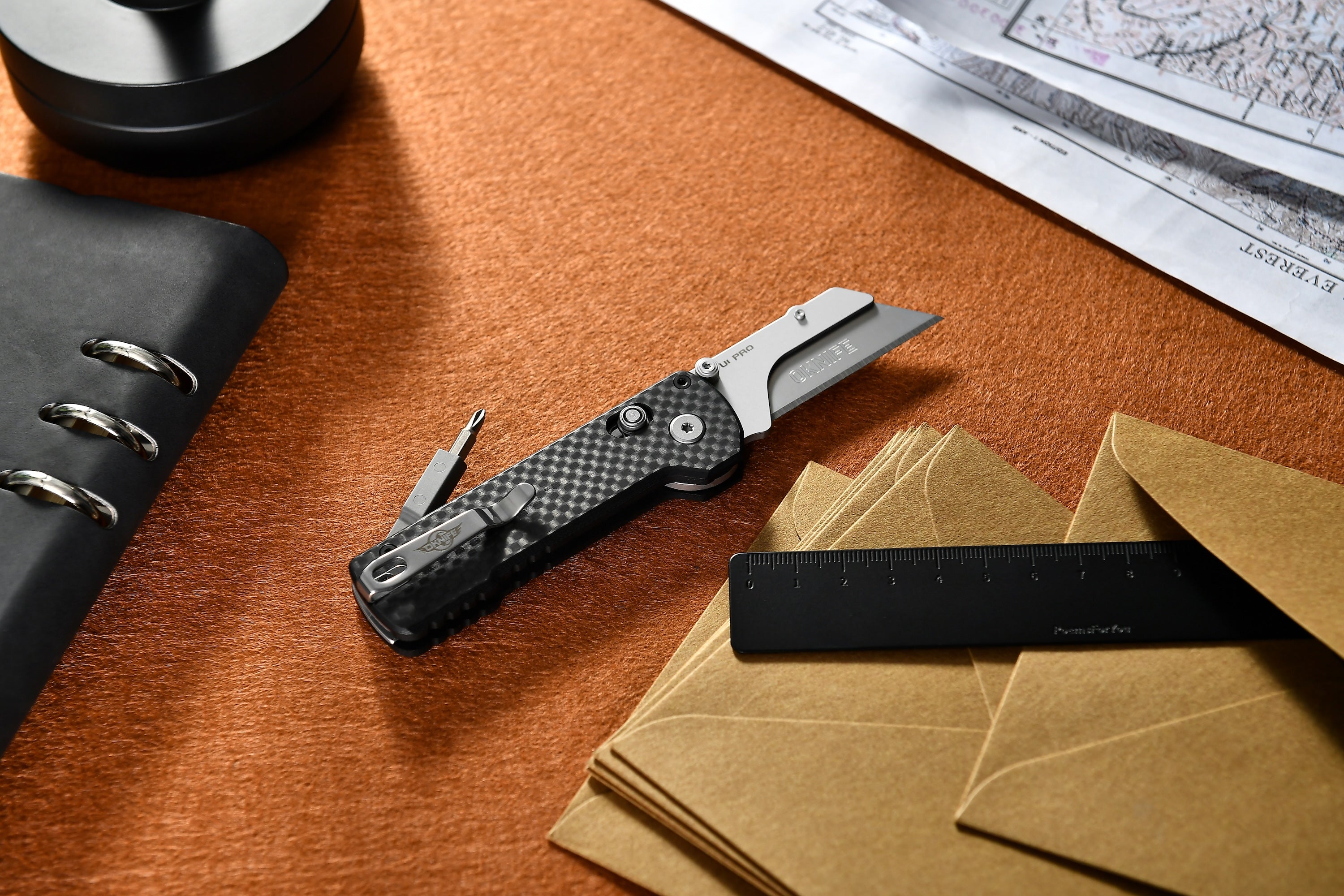 Olight U1 Pro Utility Knife with Folding Screwdriver - Carbon Black Fiber